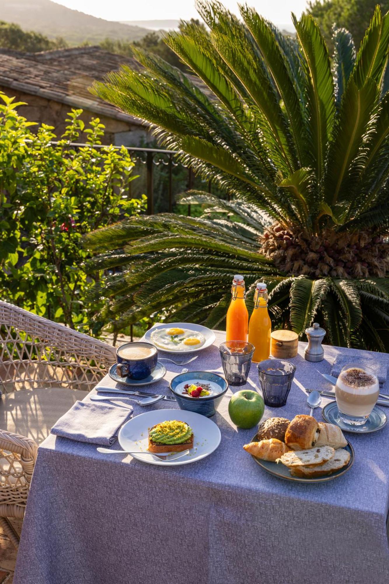 Les Bergeries De Palombaggia Hotel Porto-Vecchio  Exterior photo